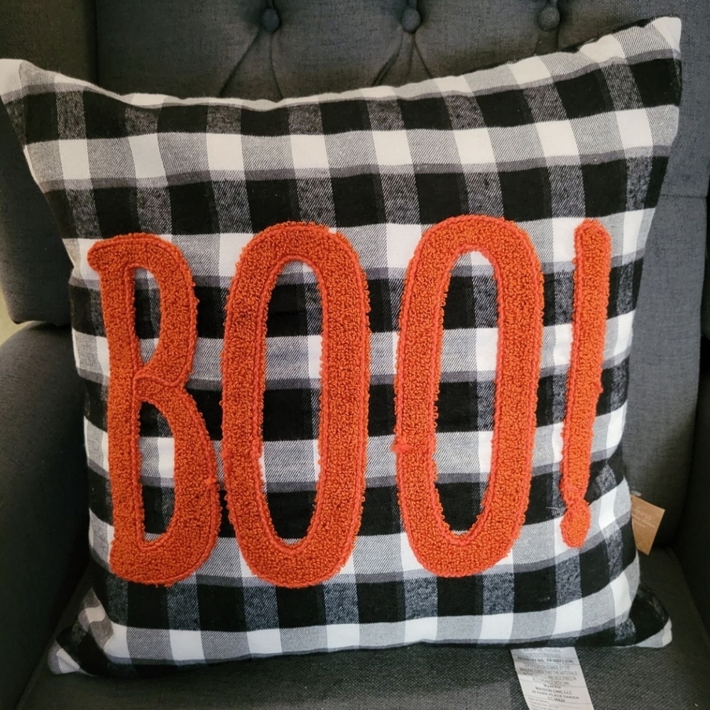 Halloween BOO! Accent Palid Pillow By Loving Kindness New With tag